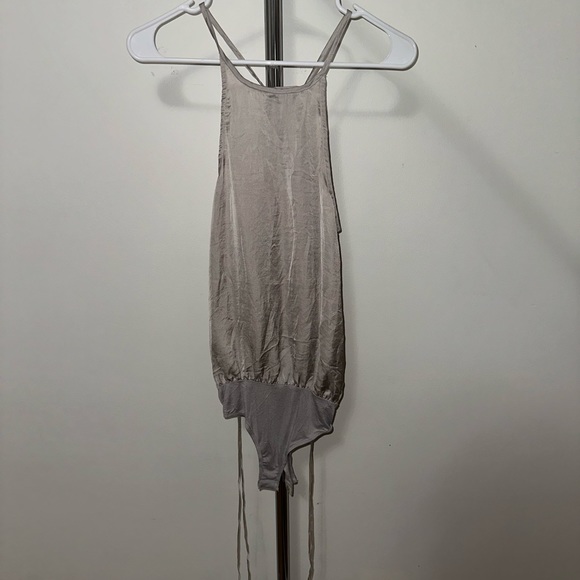 OLIVACEUS BODYSUIT S - Picture 1 of 3